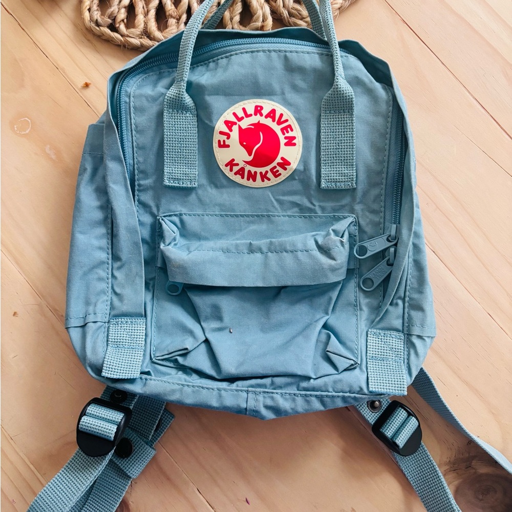 Fjallraven Kånken Backpack in Soft Blue